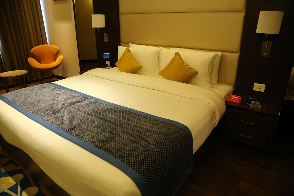 Oyo Premium Panchkula Sector 5 Hotel Kültér fotó