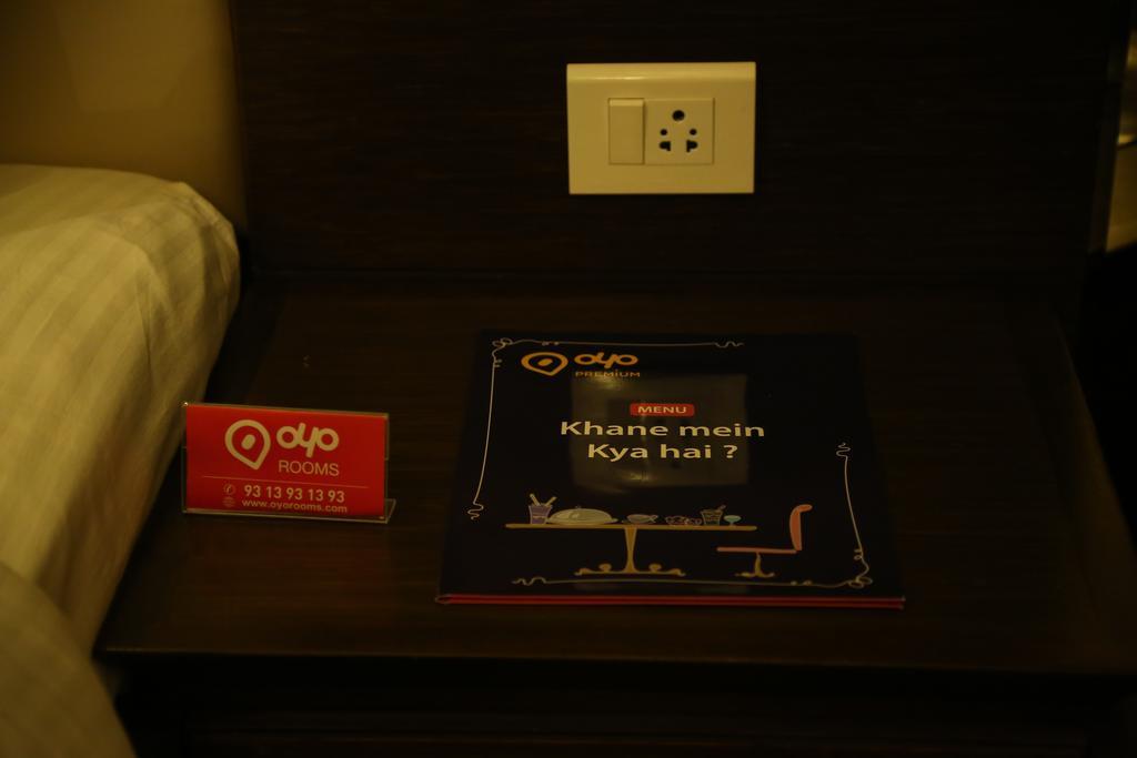 Oyo Premium Panchkula Sector 5 Hotel Kültér fotó